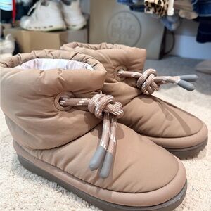 Tan UGG Boots with Knotted Laces